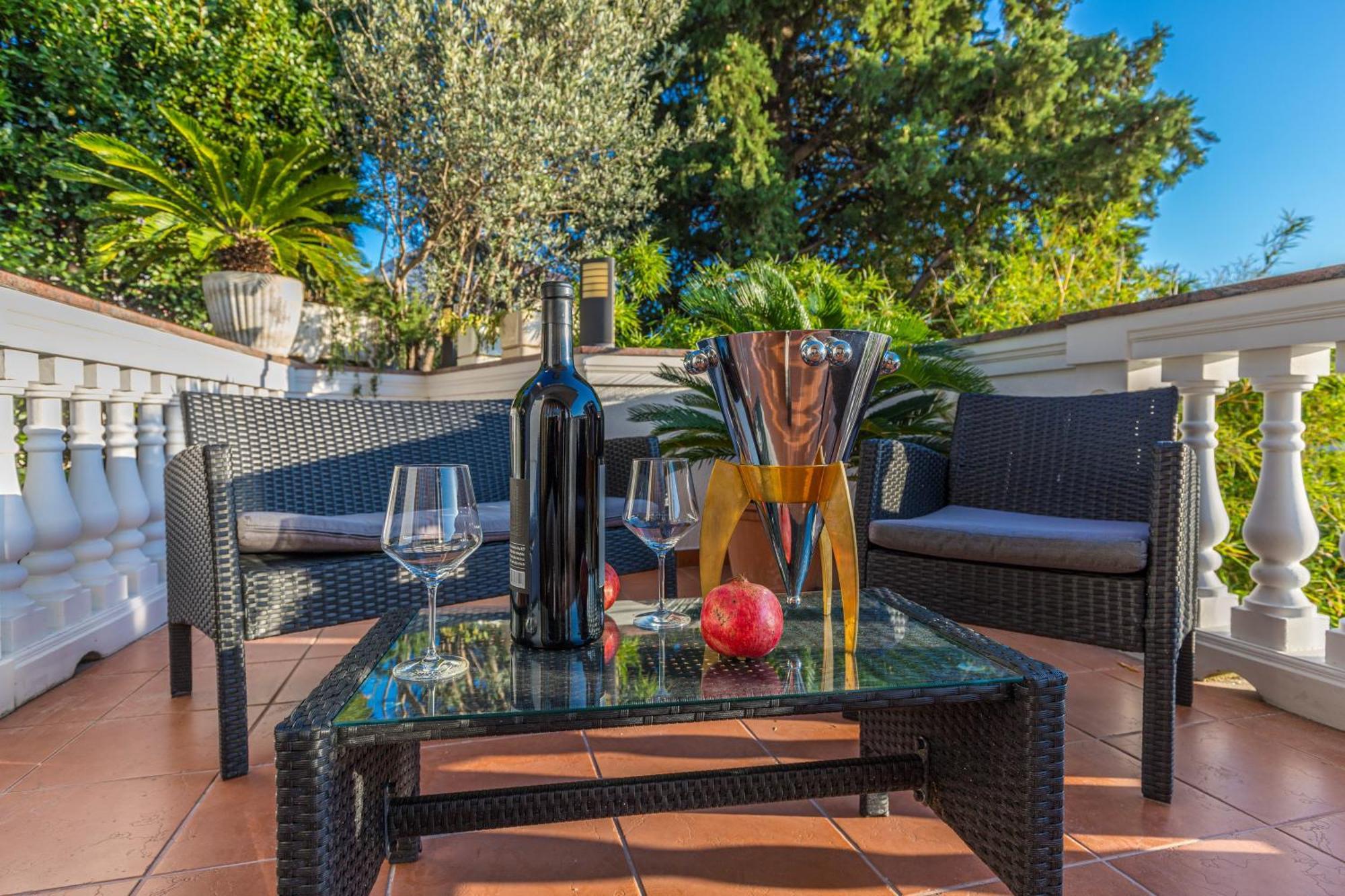Rubin Kitchen&Wine Rooms Crikvenica Bagian luar foto